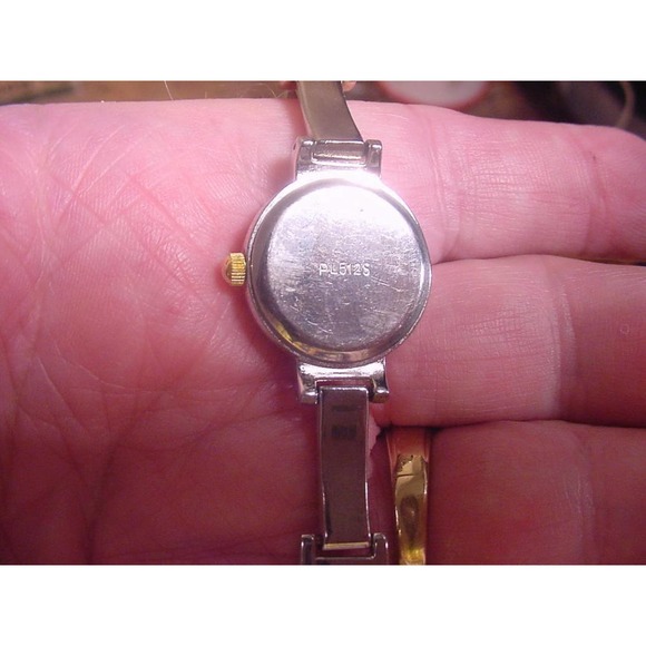 BOCA CLASSICS Ladies Quartz Casual/Dress Watch (NEW) - Picture 2 of 4